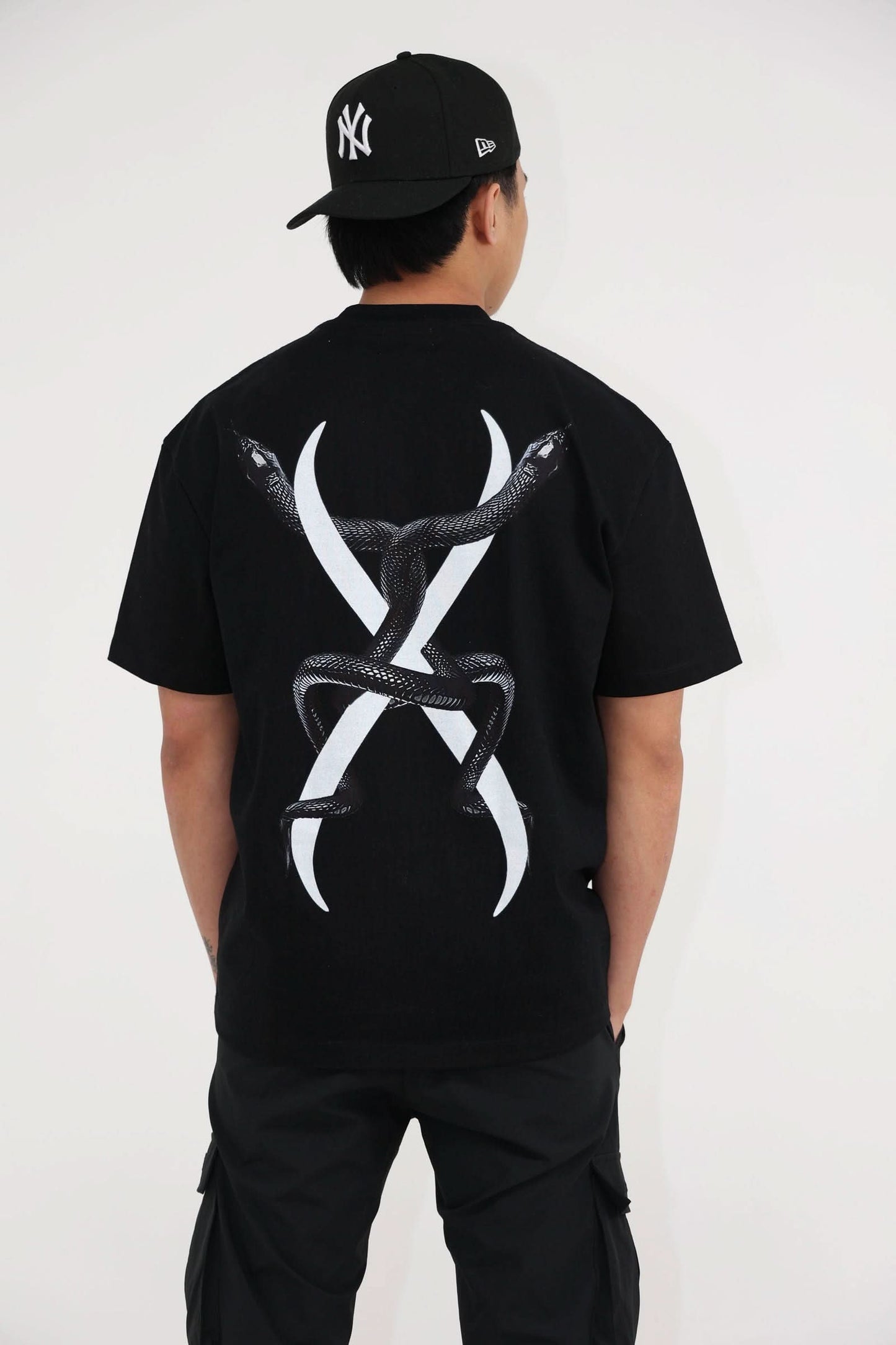 Dual Serpent (Black) - Xyris Clothing